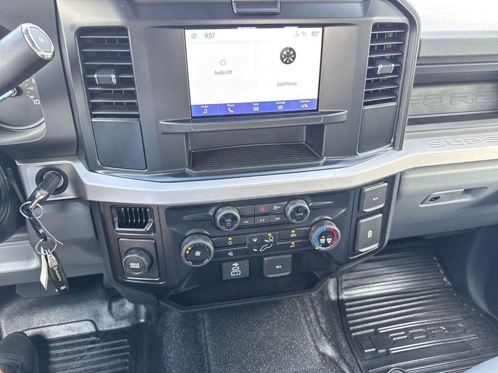 new 2025 Ford F-450 car, priced at $77,900