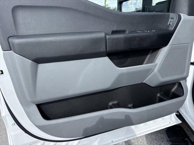 new 2025 Ford F-450 car, priced at $67,050