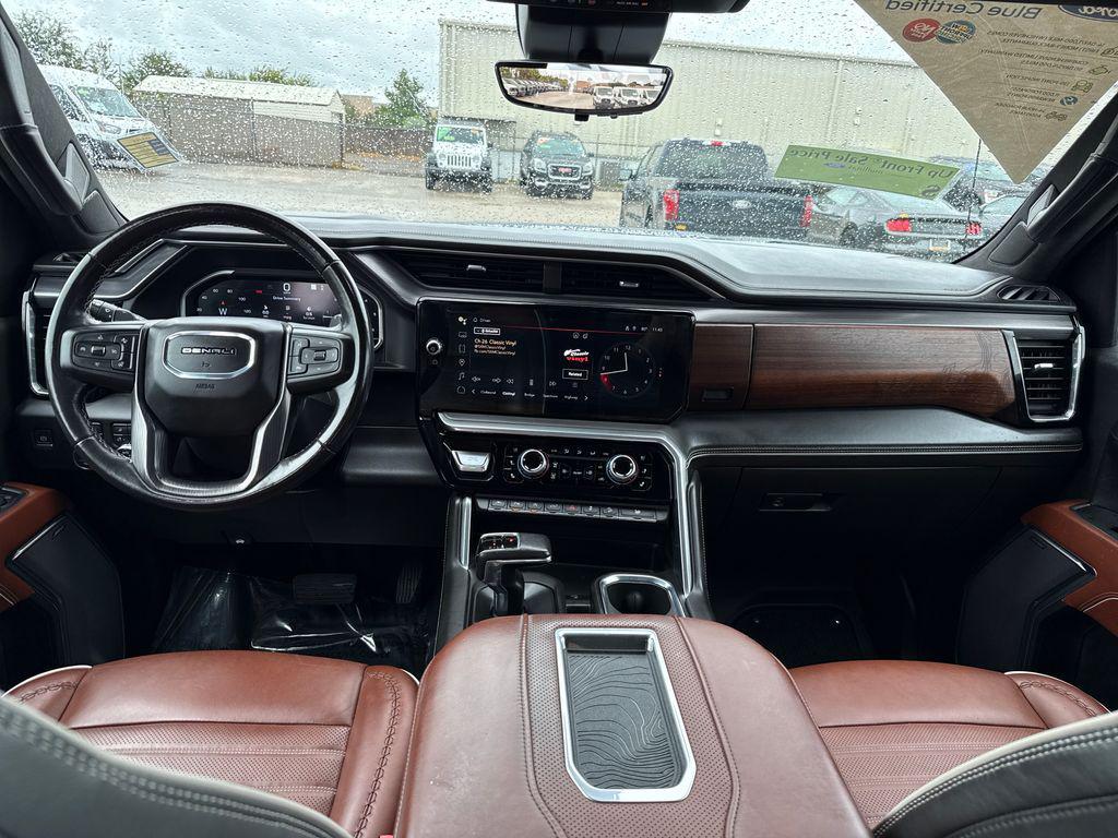 used 2022 GMC Sierra 1500 car, priced at $58,900