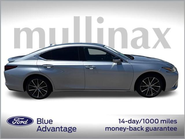 used 2022 Lexus ES 350 car, priced at $32,900