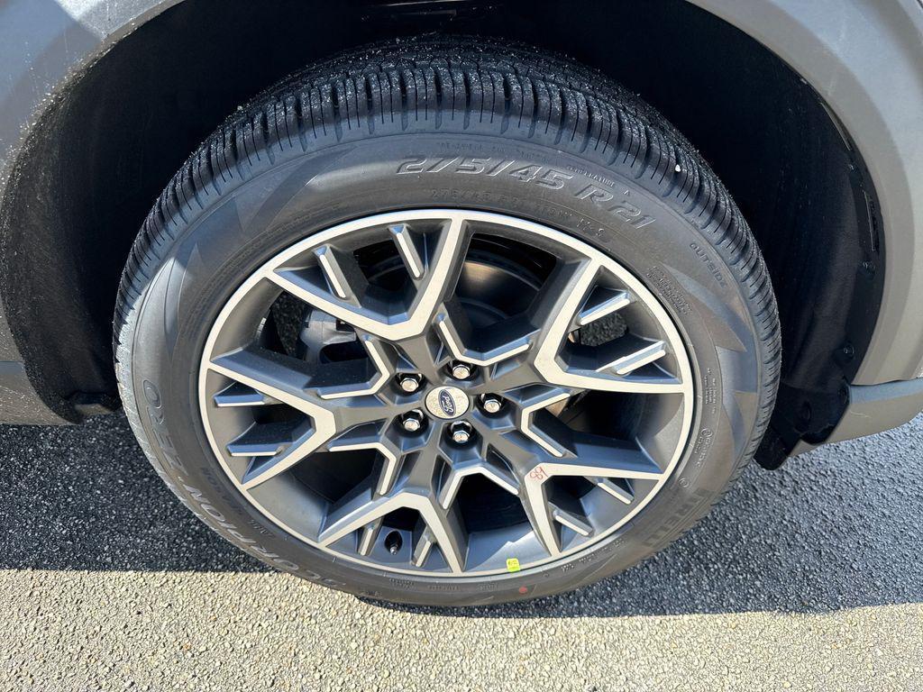 new 2025 Ford Explorer car, priced at $59,611