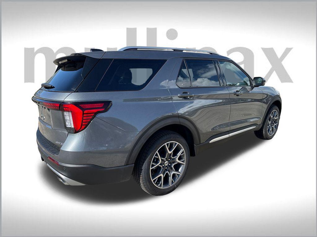new 2025 Ford Explorer car, priced at $59,611