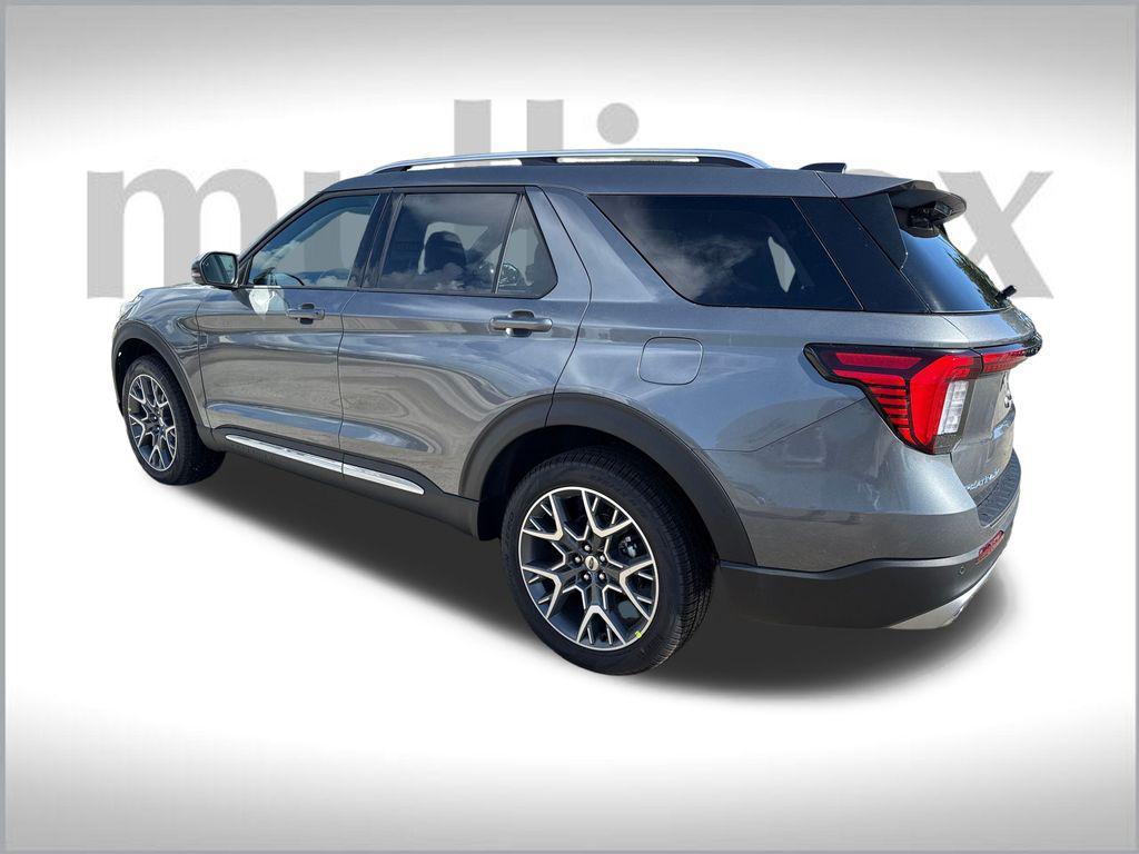 new 2025 Ford Explorer car, priced at $59,611
