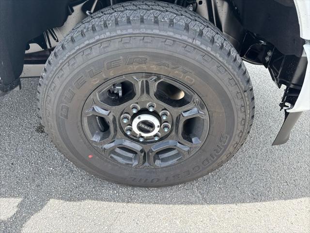 new 2025 Ford F-350 car