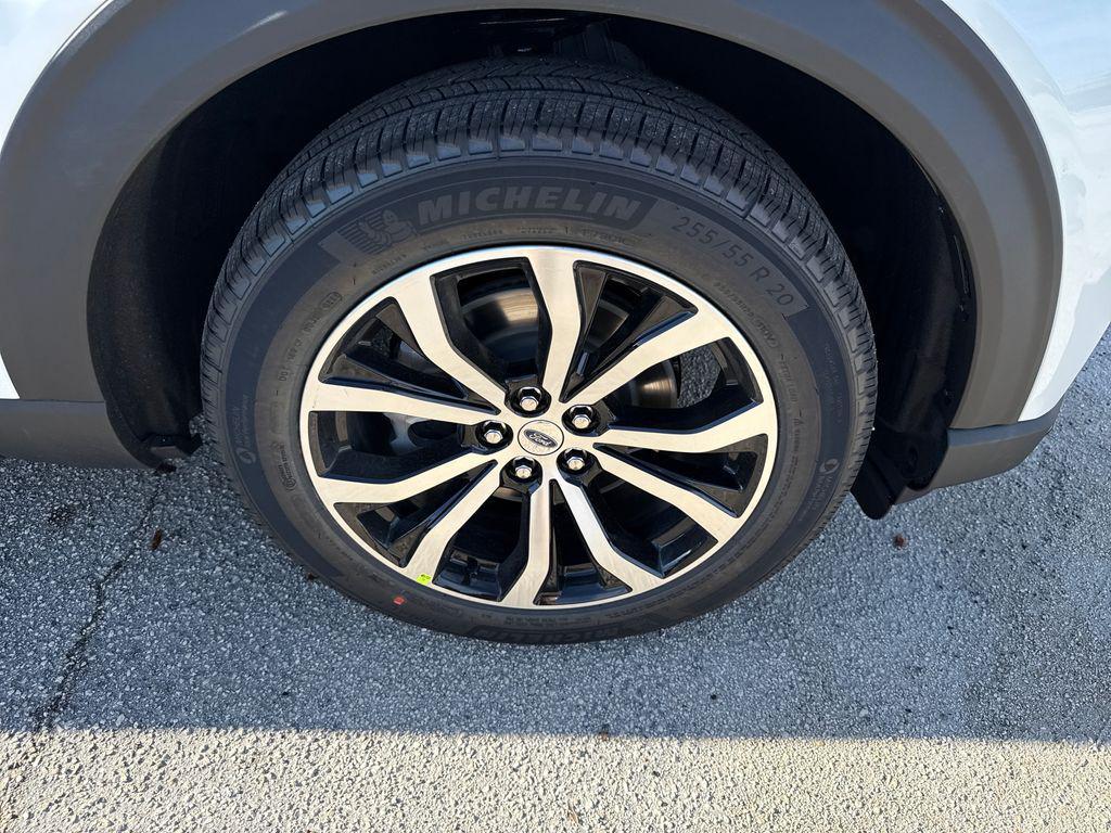 new 2025 Ford Explorer car, priced at $44,934