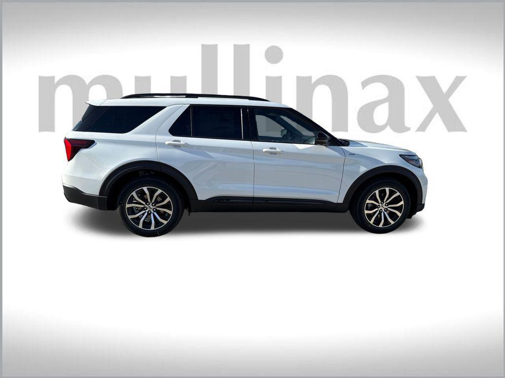 new 2025 Ford Explorer car, priced at $44,934