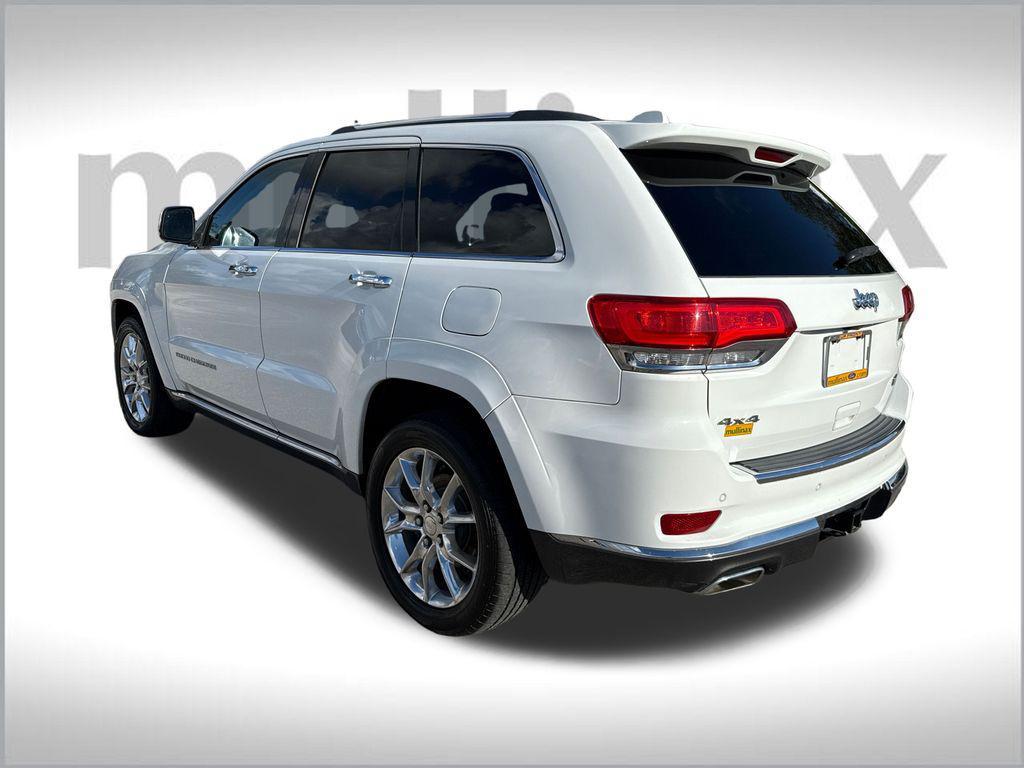 used 2015 Jeep Grand Cherokee car, priced at $14,900