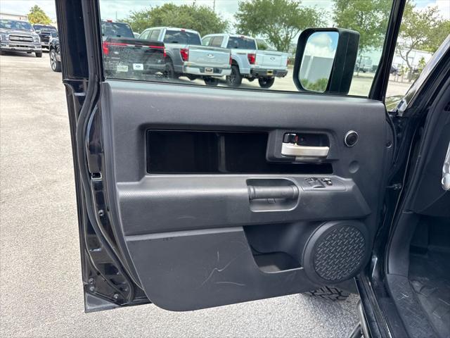 used 2010 Toyota FJ Cruiser car, priced at $15,900