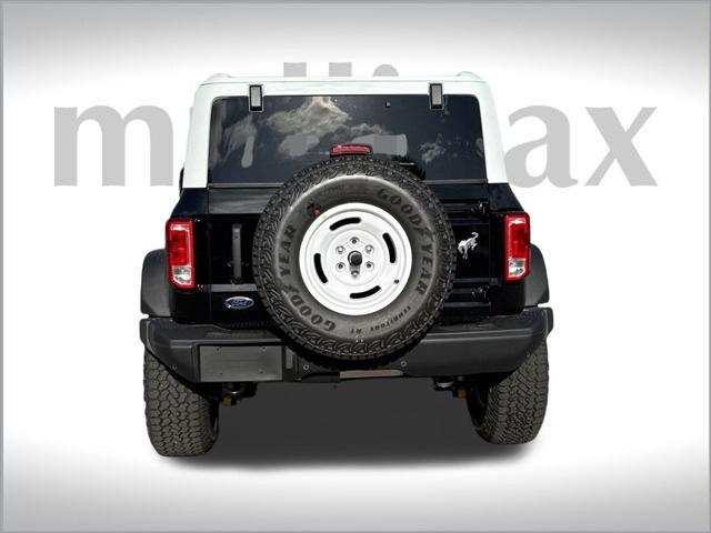 new 2025 Ford Bronco car, priced at $52,121