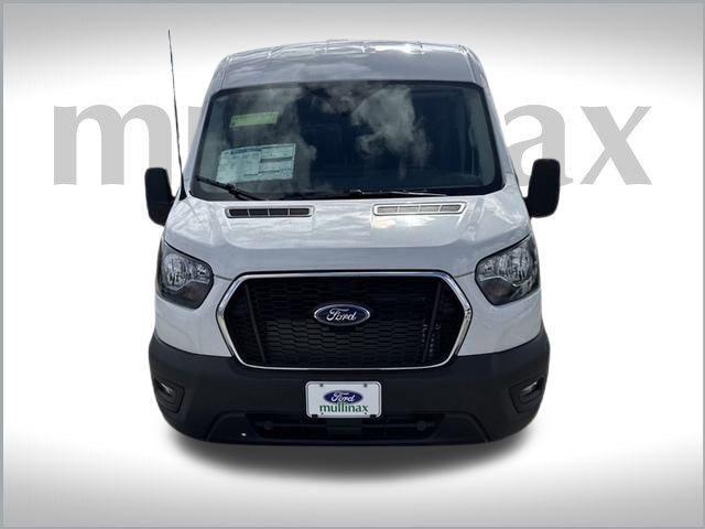 new 2024 Ford Transit-250 car