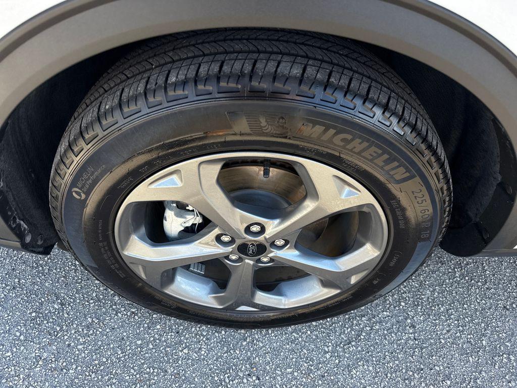 used 2025 Ford Escape car, priced at $30,900