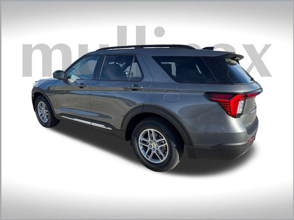 new 2025 Ford Explorer car, priced at $40,715