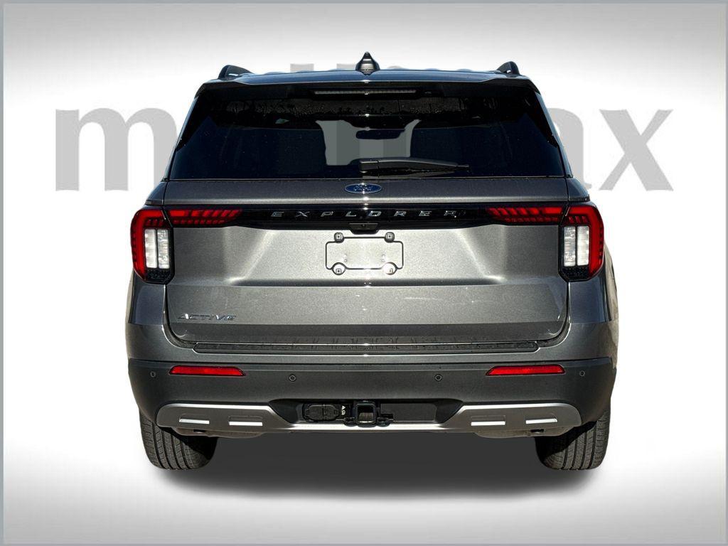 new 2025 Ford Explorer car, priced at $40,715