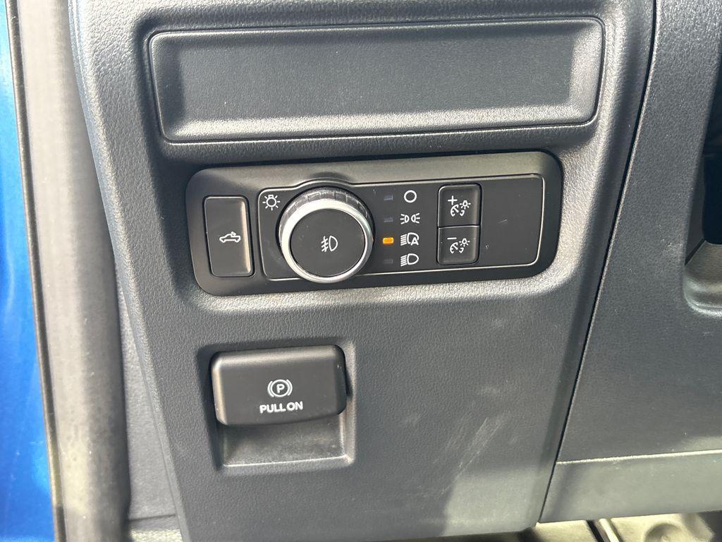 used 2022 Ford F-150 car, priced at $34,900