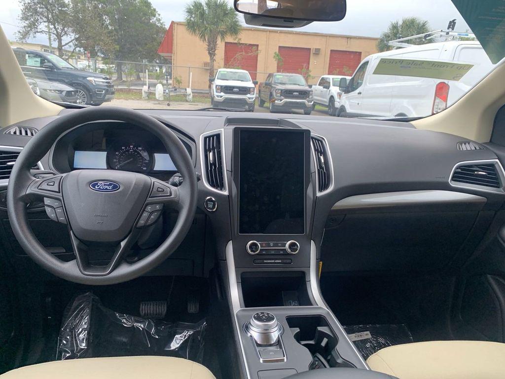 new 2024 Ford Edge car, priced at $31,900