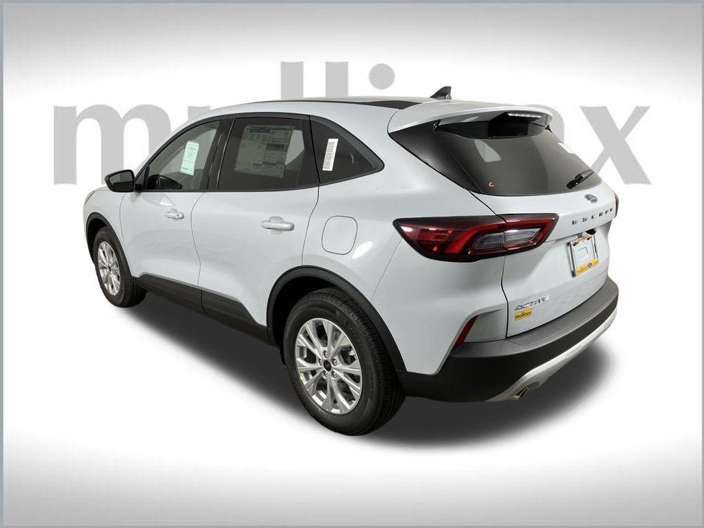 new 2025 Ford Escape car, priced at $24,306