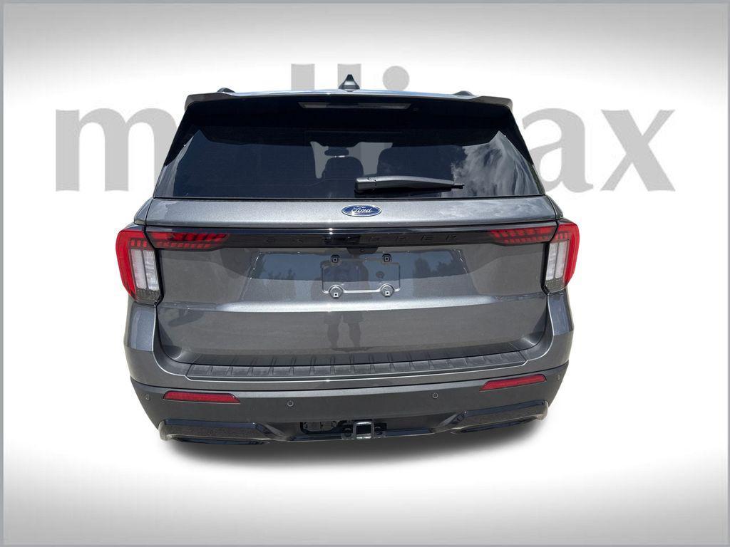 new 2025 Ford Explorer car, priced at $44,264