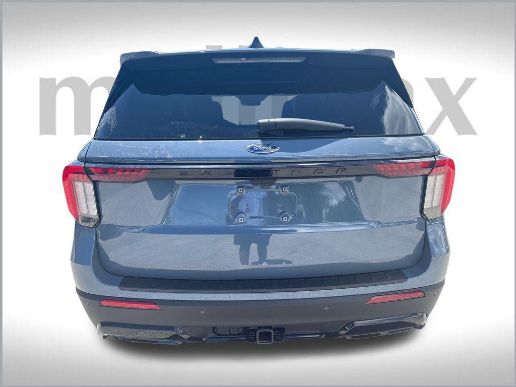 new 2025 Ford Explorer car, priced at $47,050