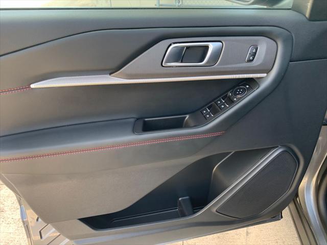 new 2025 Ford Explorer car, priced at $41,693