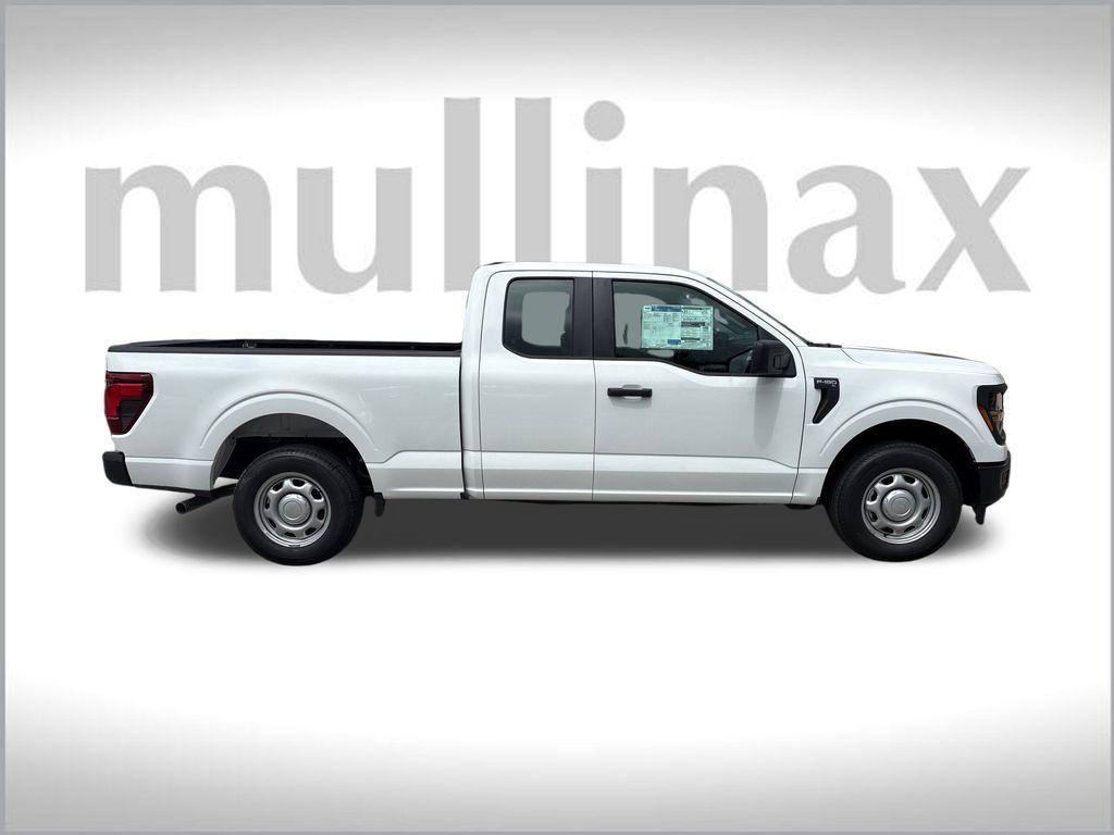new 2025 Ford F-150 car, priced at $38,918