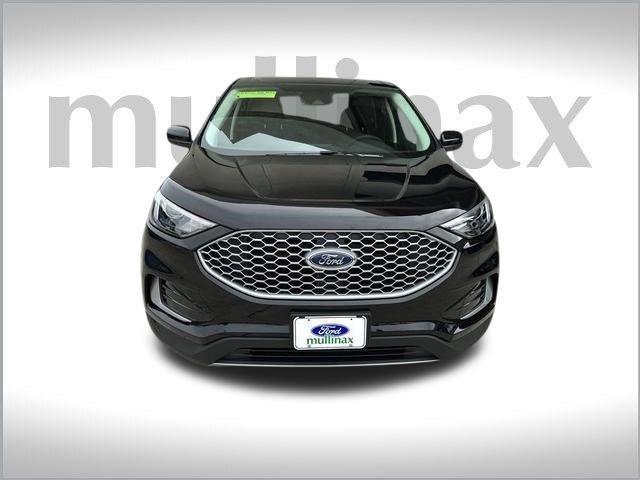 new 2024 Ford Edge car, priced at $33,880