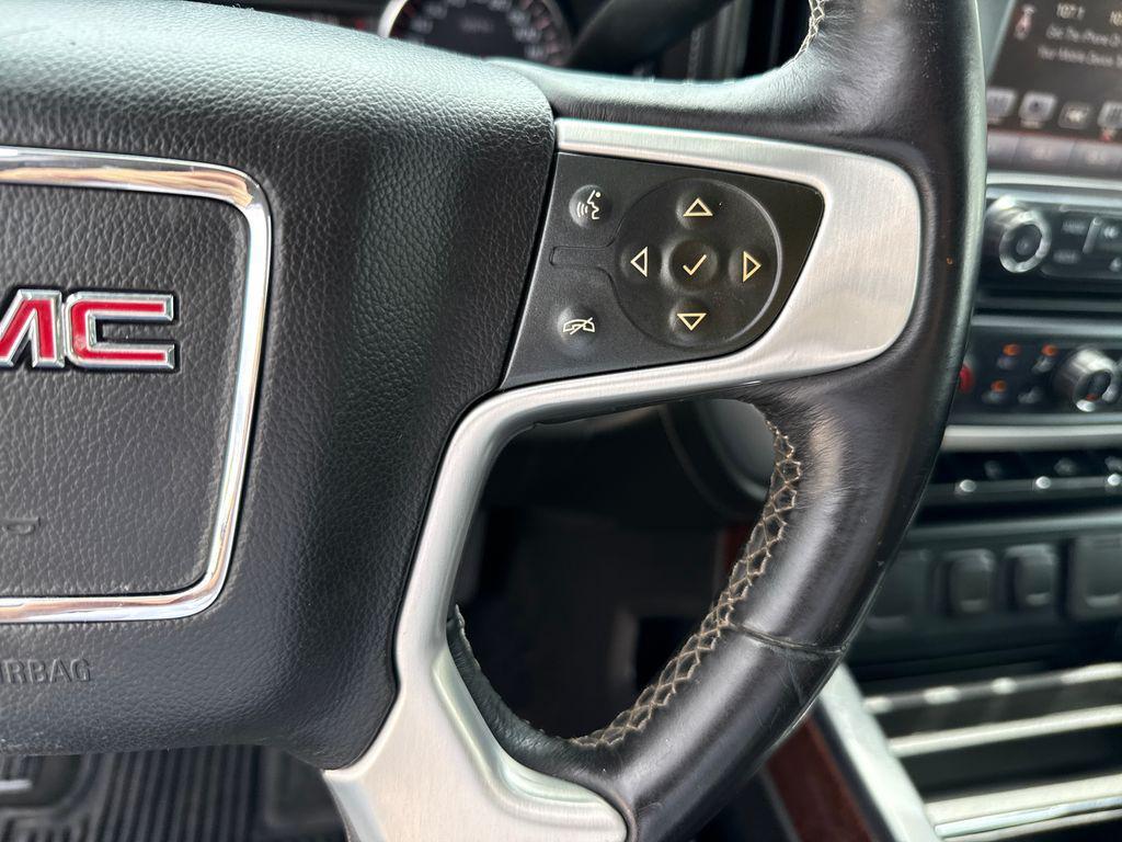 used 2014 GMC Sierra 1500 car, priced at $15,900
