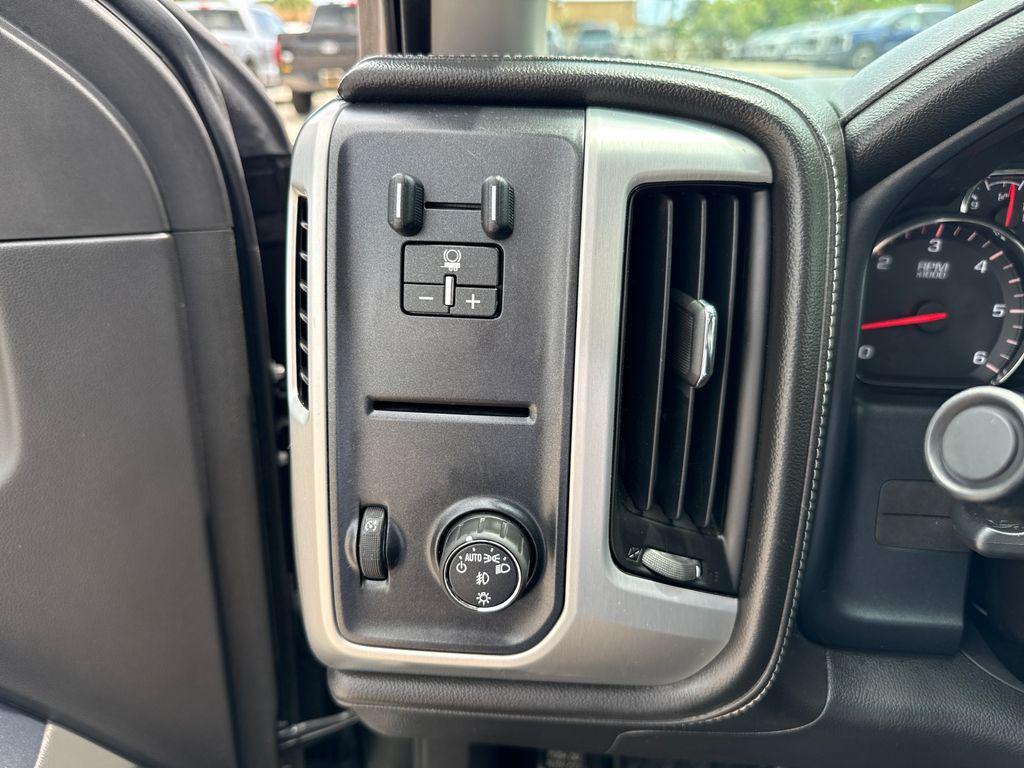 used 2014 GMC Sierra 1500 car, priced at $15,900