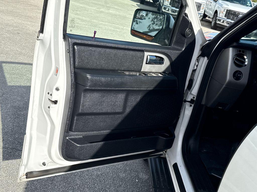 used 2017 Ford Expedition car, priced at $19,900