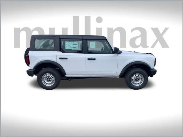 new 2025 Ford Bronco car, priced at $41,022