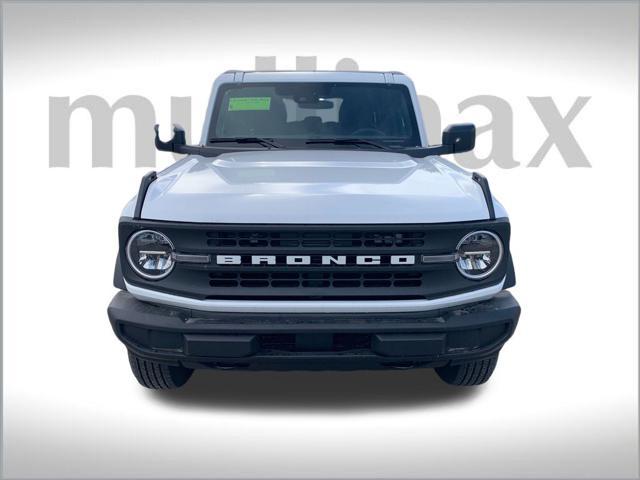 new 2025 Ford Bronco car, priced at $41,022
