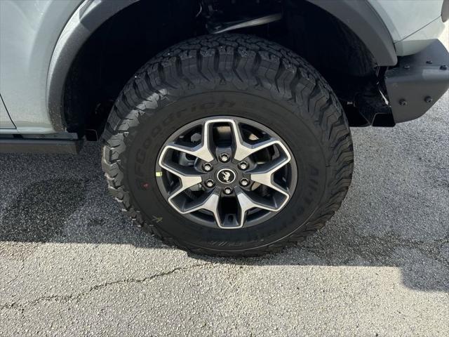 new 2024 Ford Bronco car, priced at $51,099