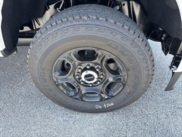 new 2025 Ford F-350 car