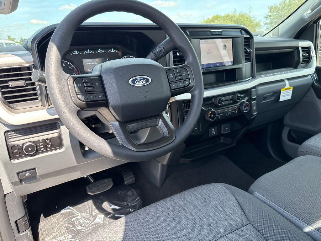 new 2025 Ford F-350 car, priced at $53,088