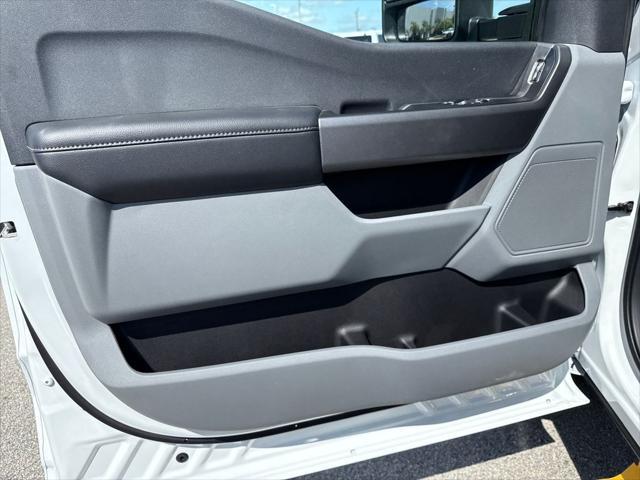 new 2025 Ford F-350 car