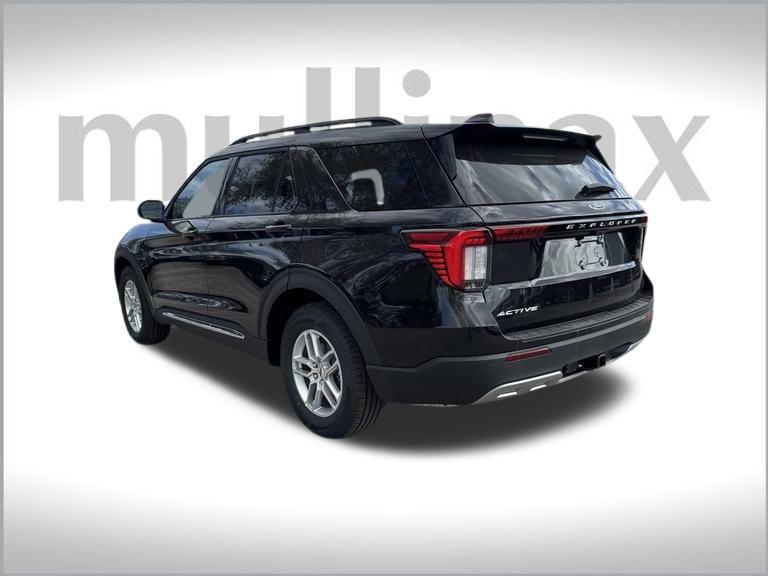 new 2025 Ford Explorer car, priced at $40,519
