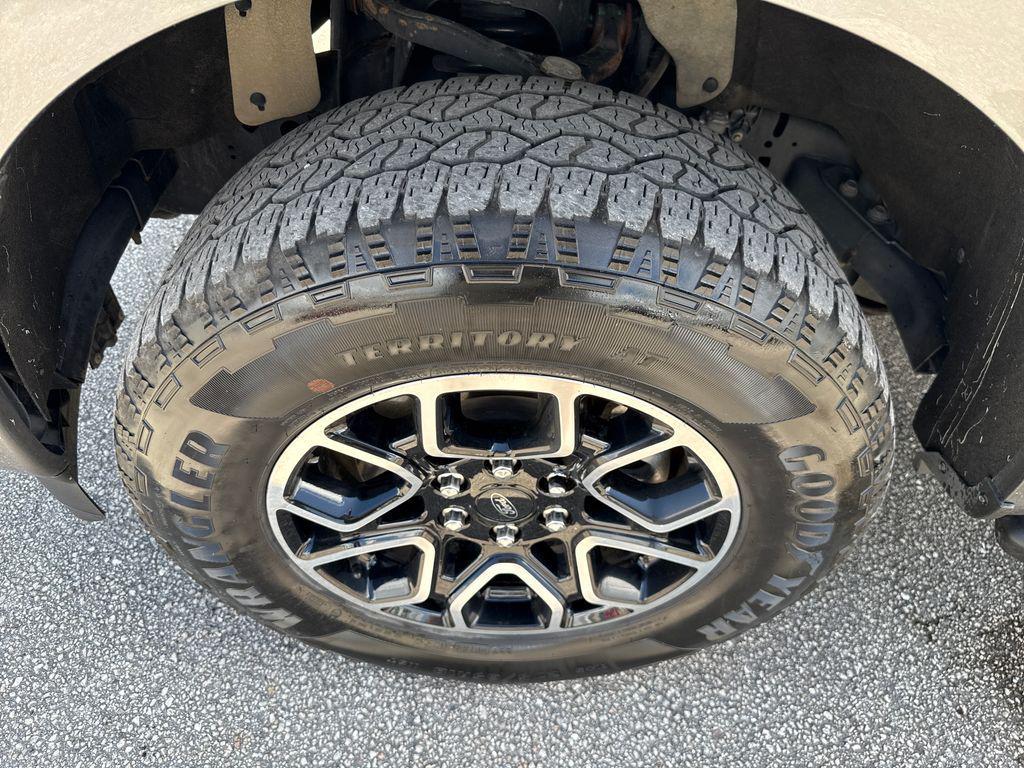 used 2022 Ford F-150 car, priced at $35,901