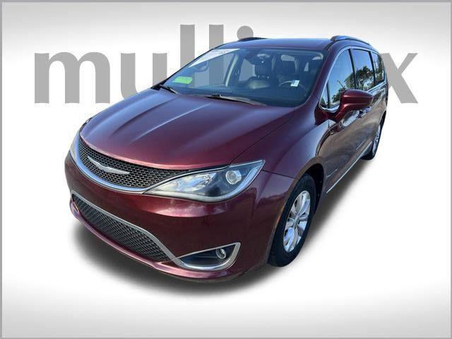 used 2018 Chrysler Pacifica car, priced at $14,900