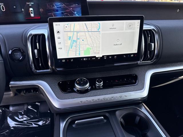 new 2025 Ford Expedition car, priced at $81,646