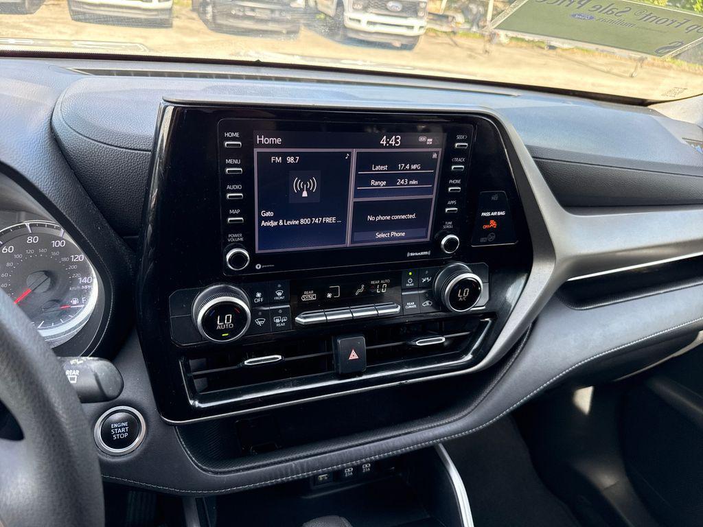 used 2021 Toyota Highlander car, priced at $24,901