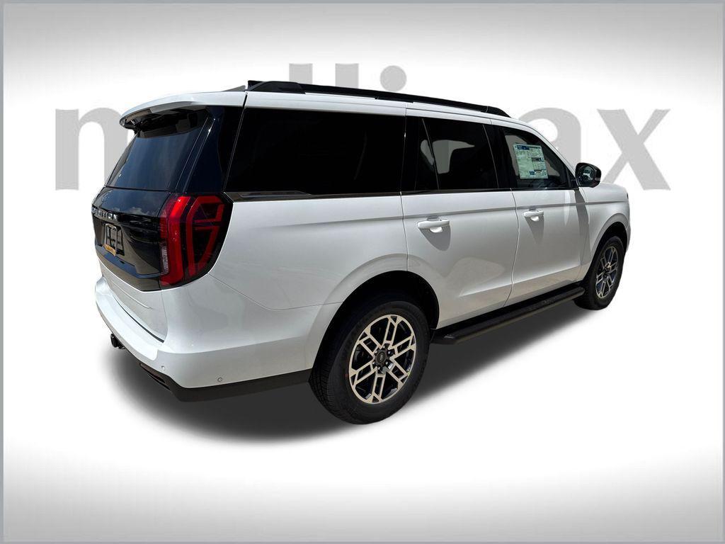 new 2025 Ford Expedition car, priced at $66,696