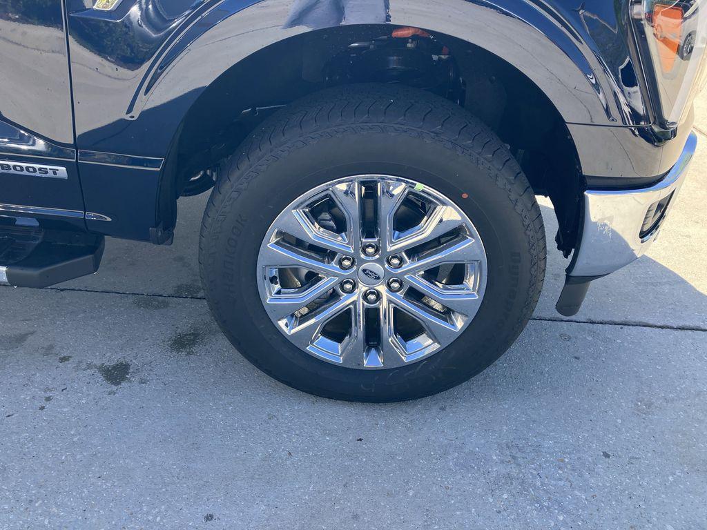 new 2025 Ford F-150 car, priced at $63,318