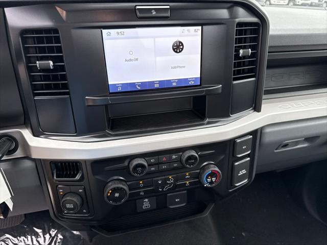 new 2025 Ford F-350 car