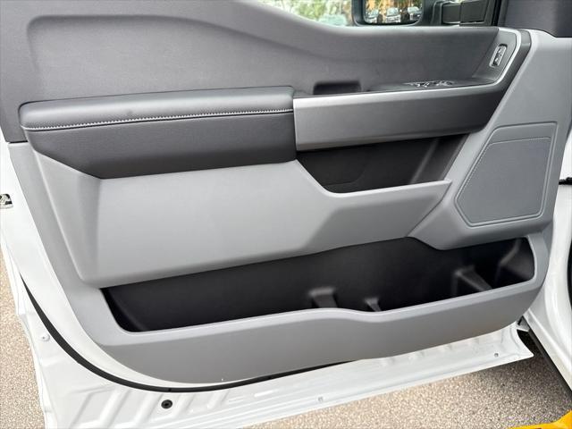 new 2025 Ford F-350 car