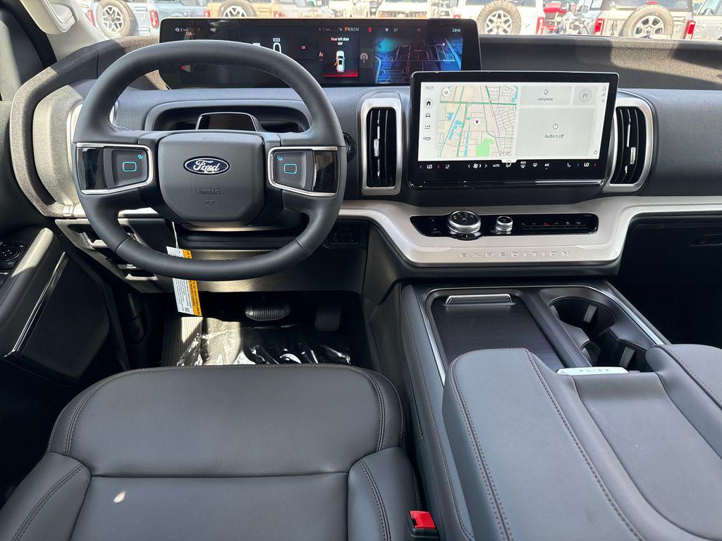 new 2025 Ford Expedition Max car, priced at $70,531