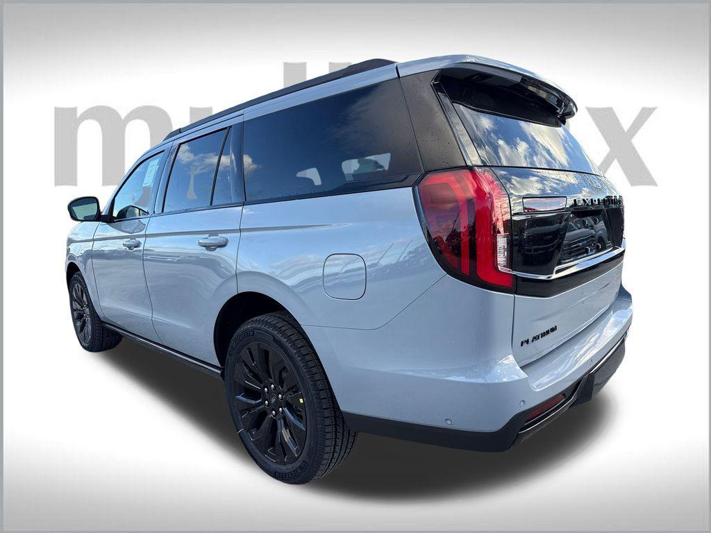 new 2025 Ford Expedition car, priced at $79,555