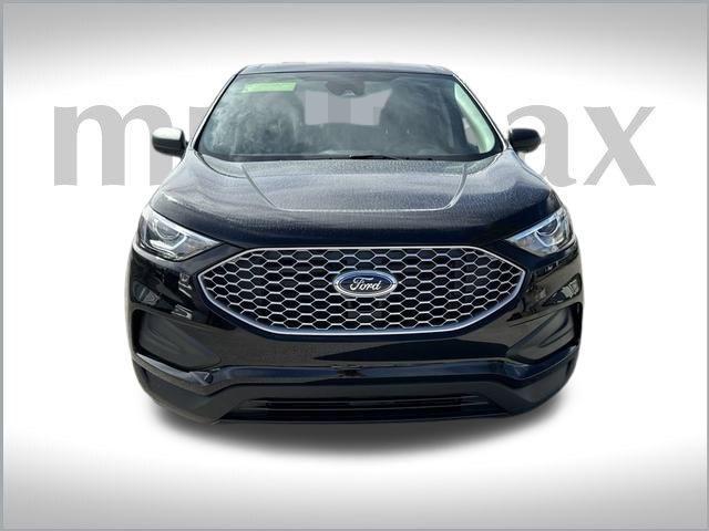 new 2024 Ford Edge car, priced at $30,900