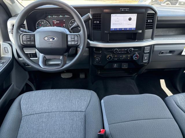 new 2025 Ford F-250 car, priced at $67,318