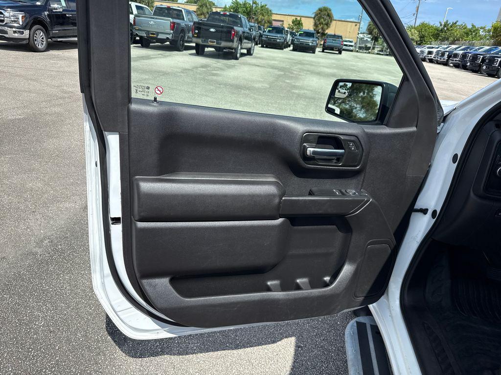 used 2024 Chevrolet Silverado 1500 car, priced at $25,901
