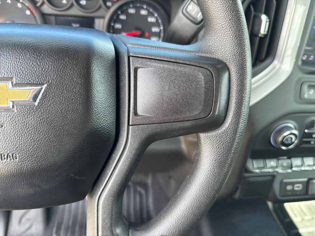 used 2024 Chevrolet Silverado 1500 car, priced at $25,901