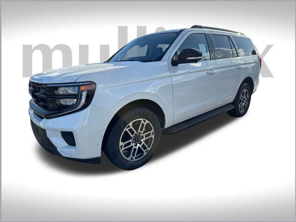 new 2025 Ford Expedition car, priced at $67,633